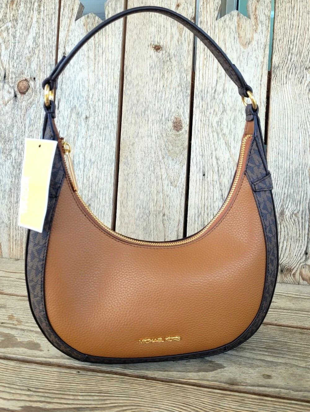 NWT Michael Kors Preston MK Logo Pebbled Leather Hobo Shoulder Handbag